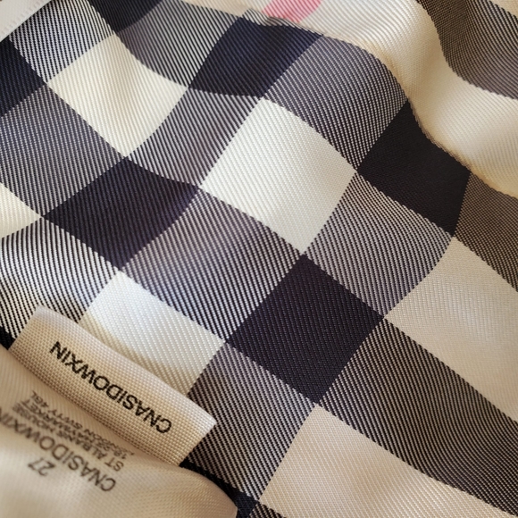 Burberry Dark Red Down Puffer Coat - Picture 8 of 11